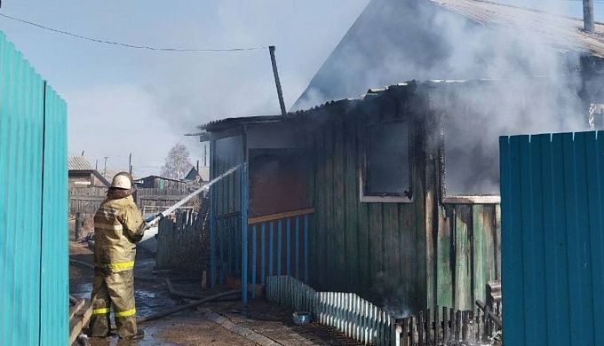 Еще один человек погиб на пожаре в Бурятии
